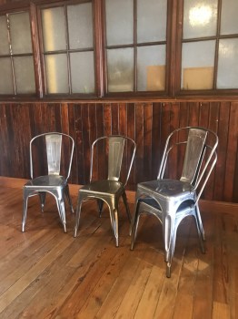 Retro patio stacking chairs x 4_1